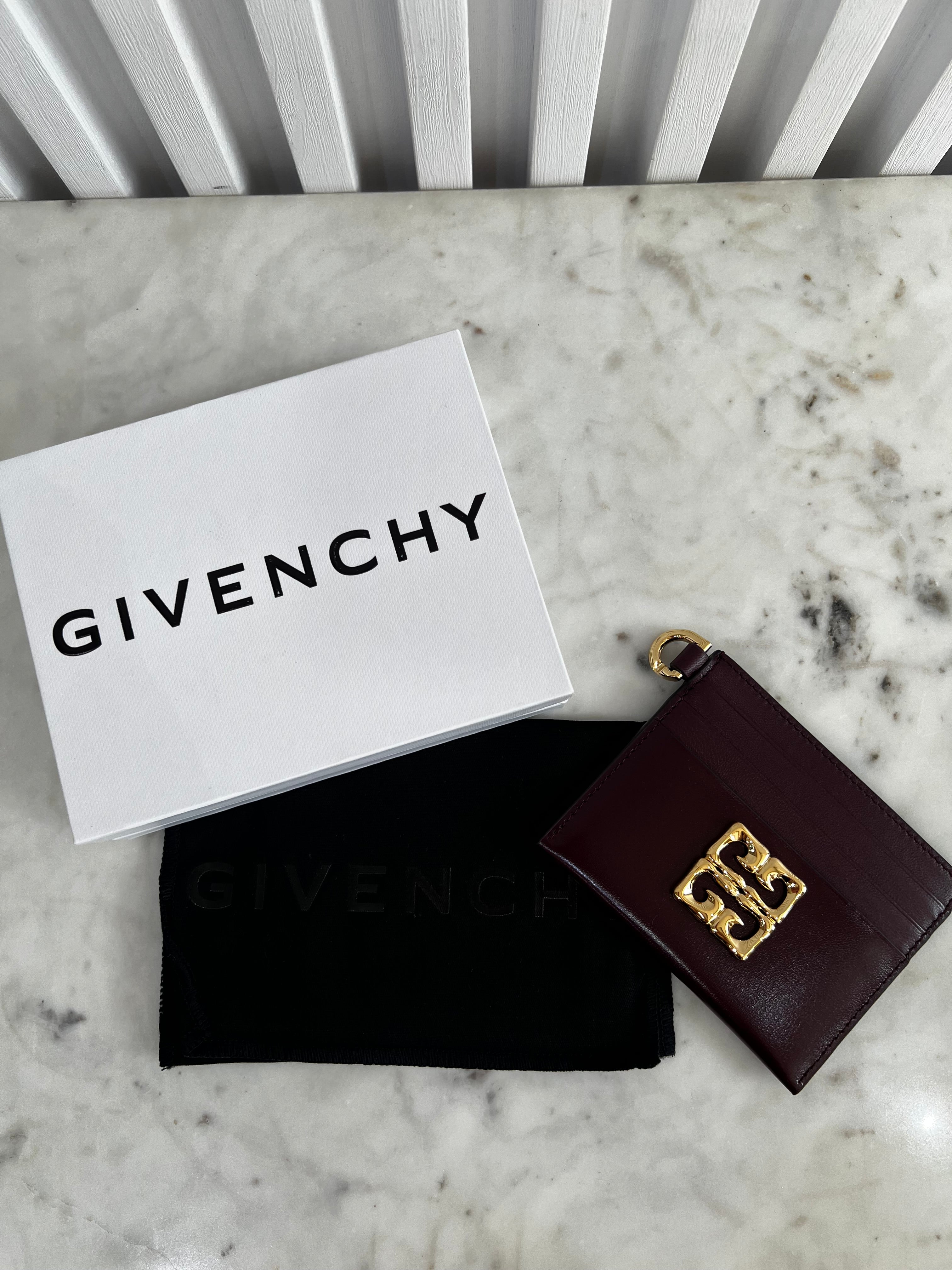 4G Card Holder