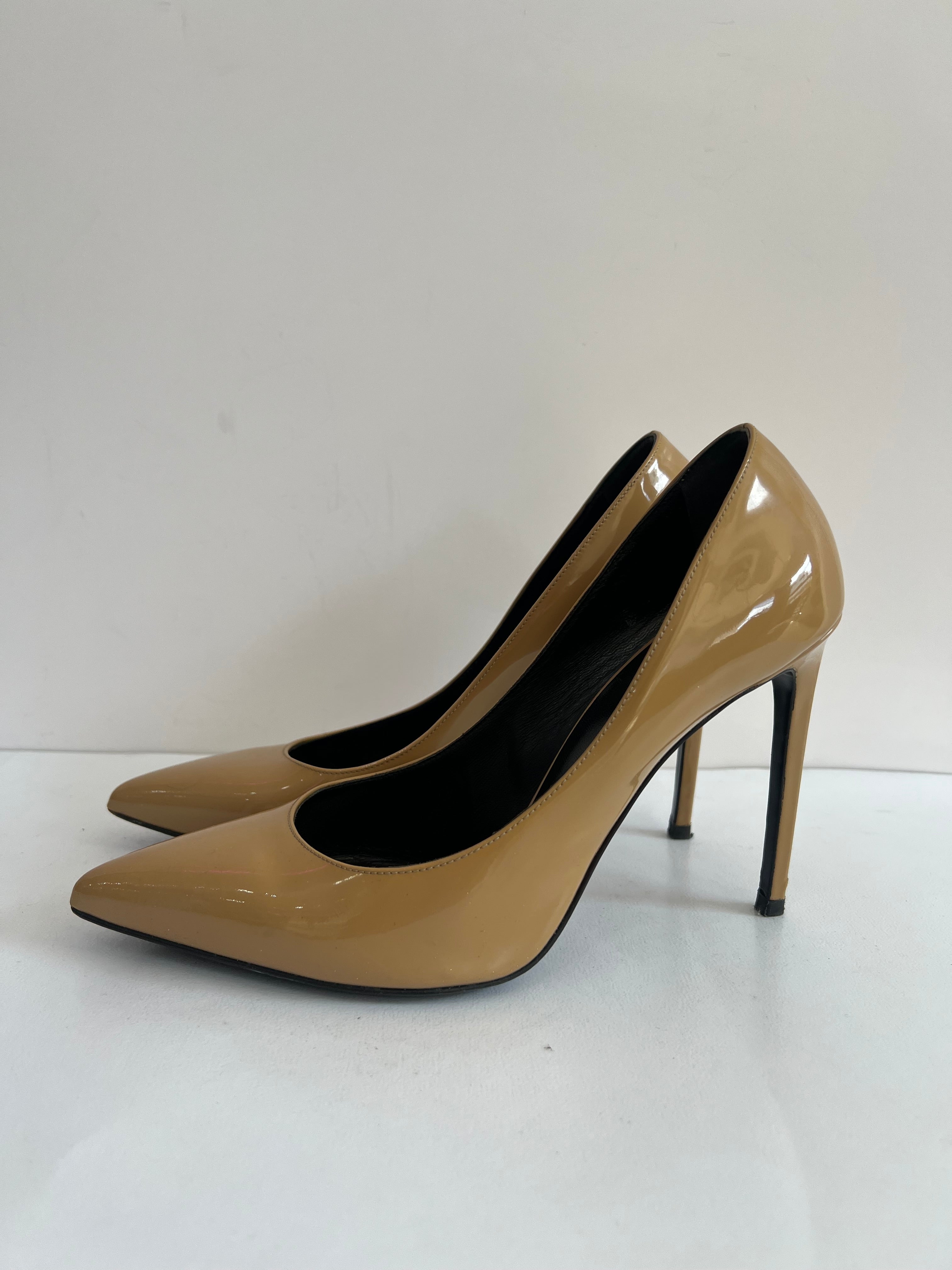 Heels Nude Pumps
