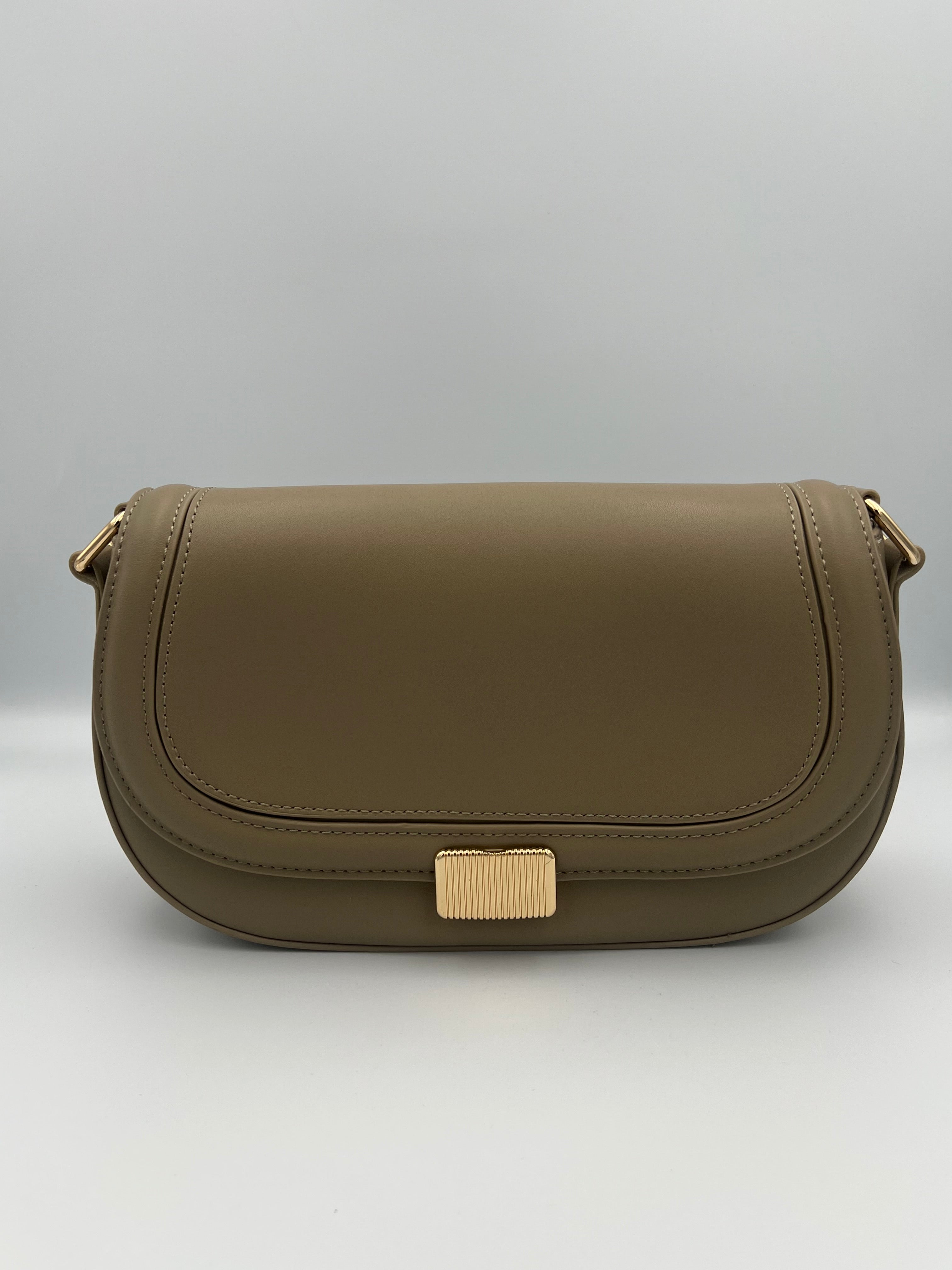 Saddle-shaped Crossbody Bag
