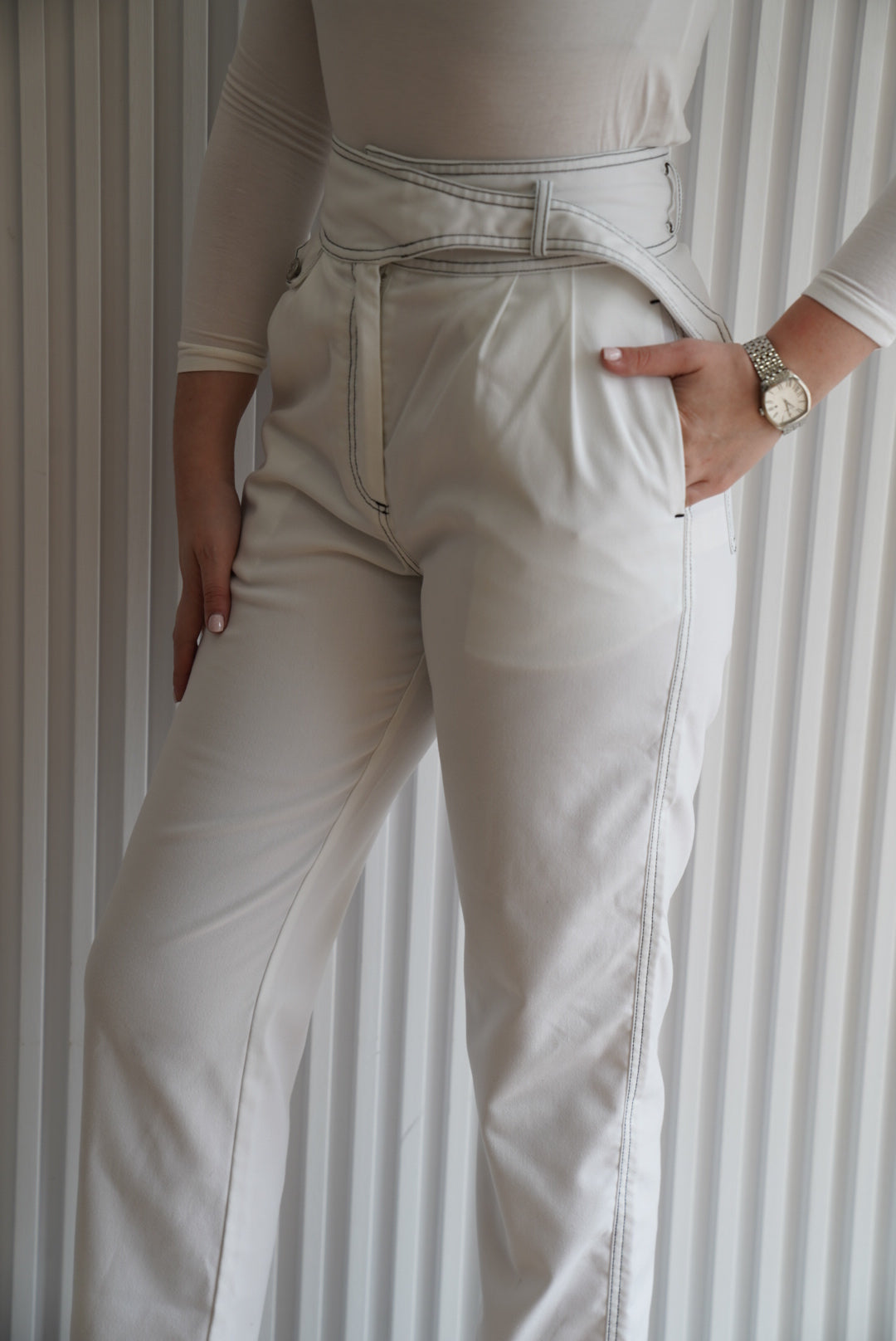 High Waist Belted Jeans