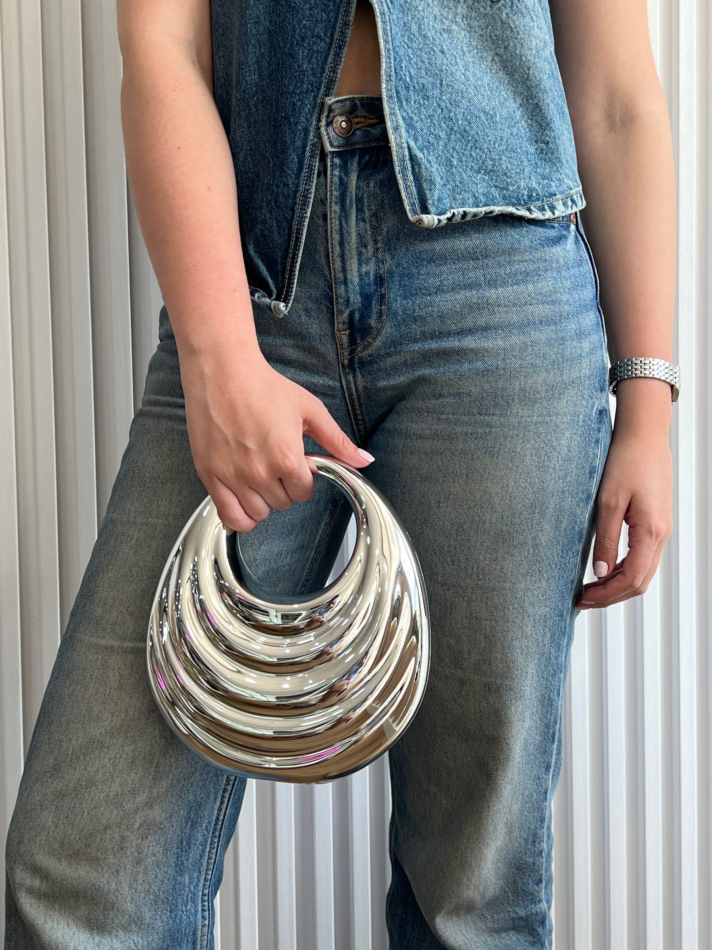 Shell Shaped Bag