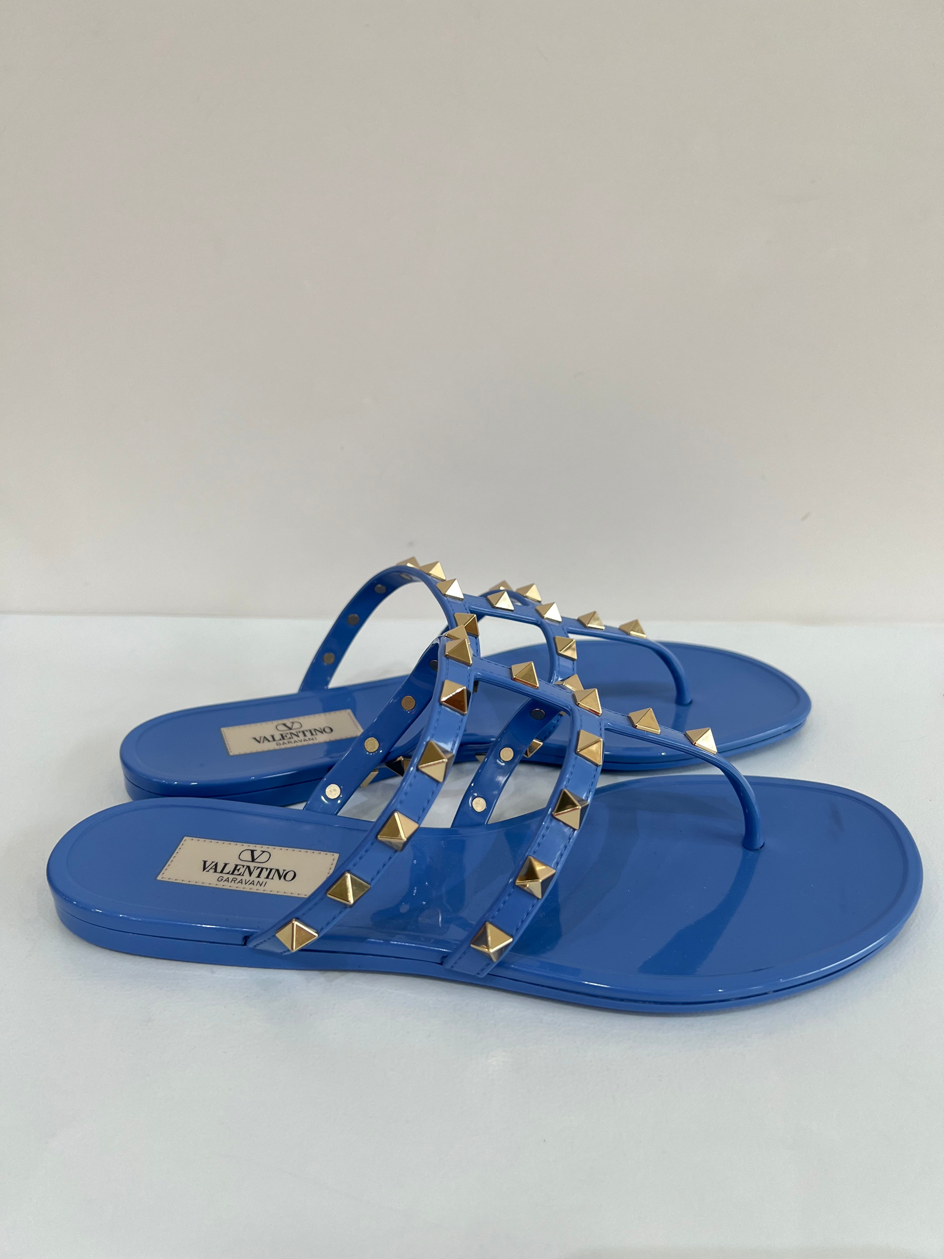 Rockstud Thong Sandals