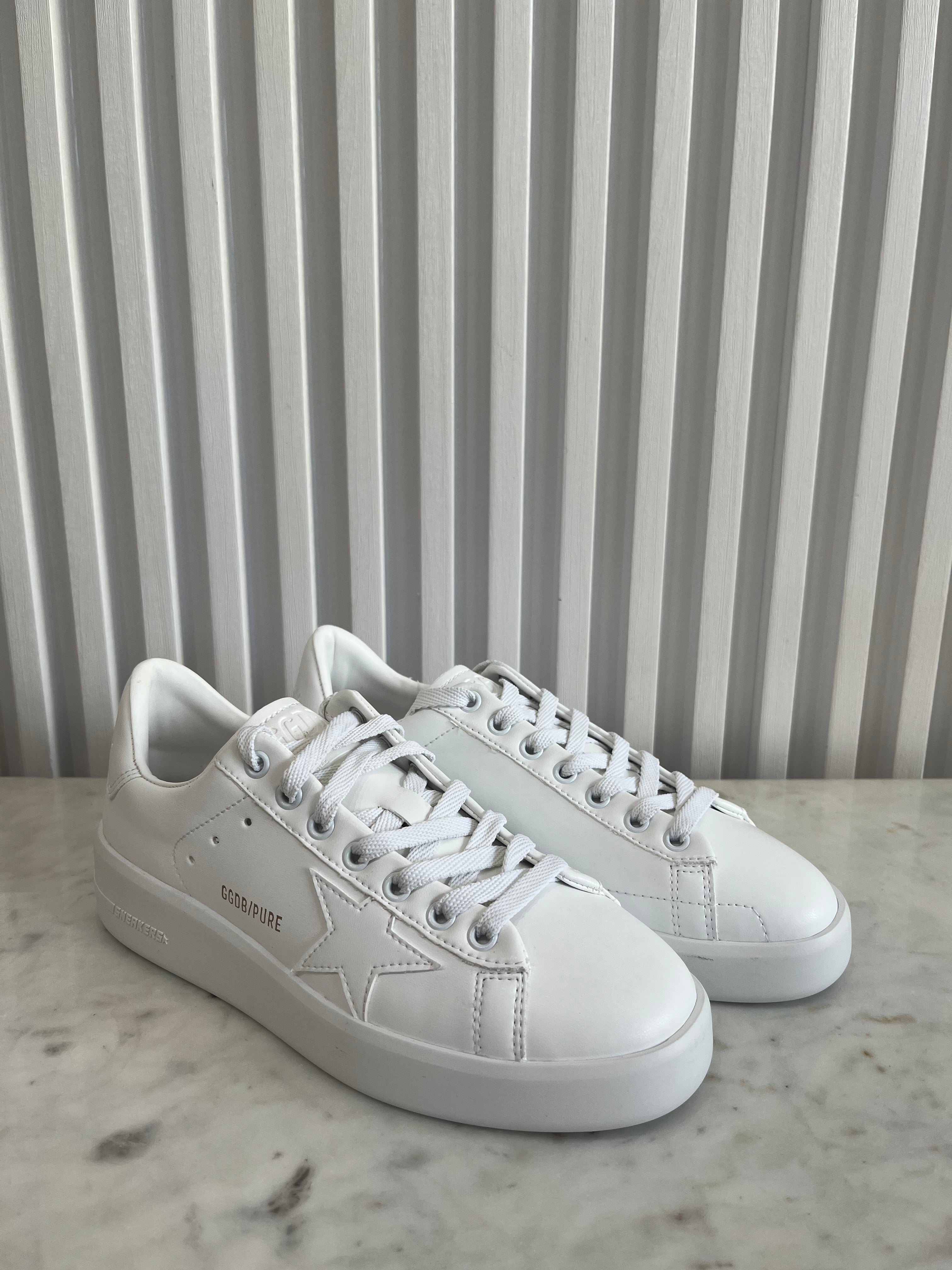 Pure Star Sneakers