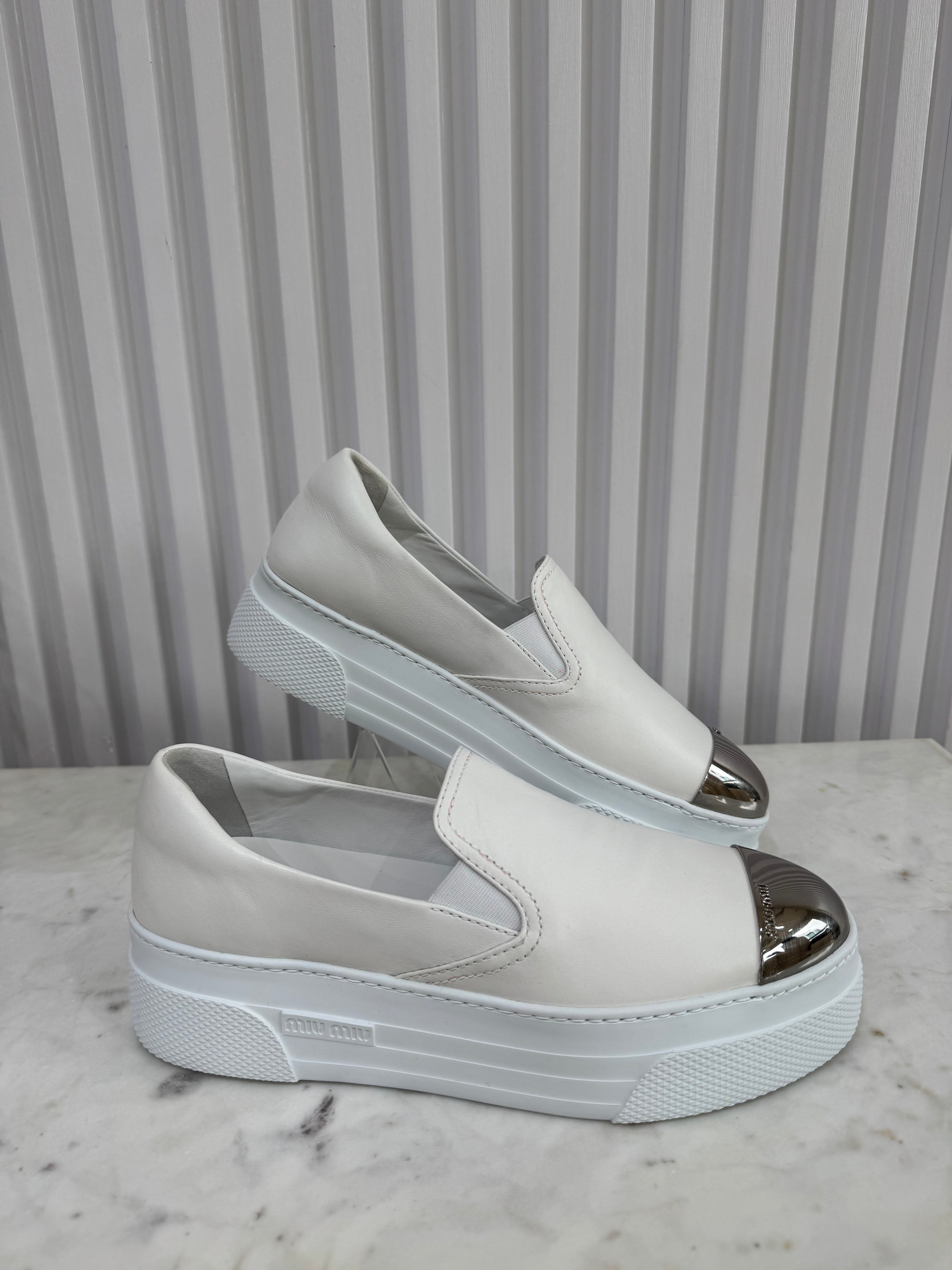 Cap-toe Metallic Platform Loafers
