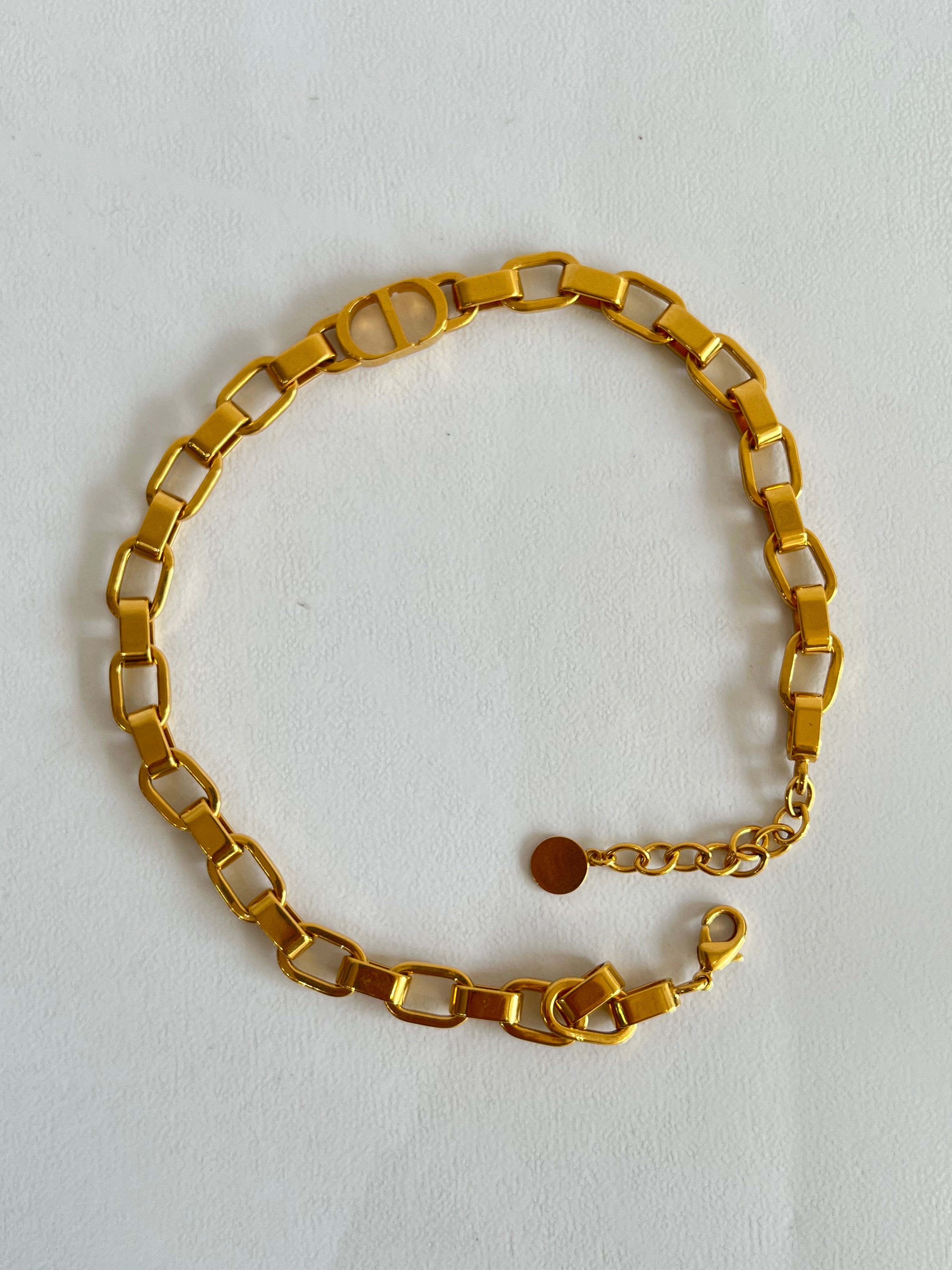 Montaigne Choker Necklace