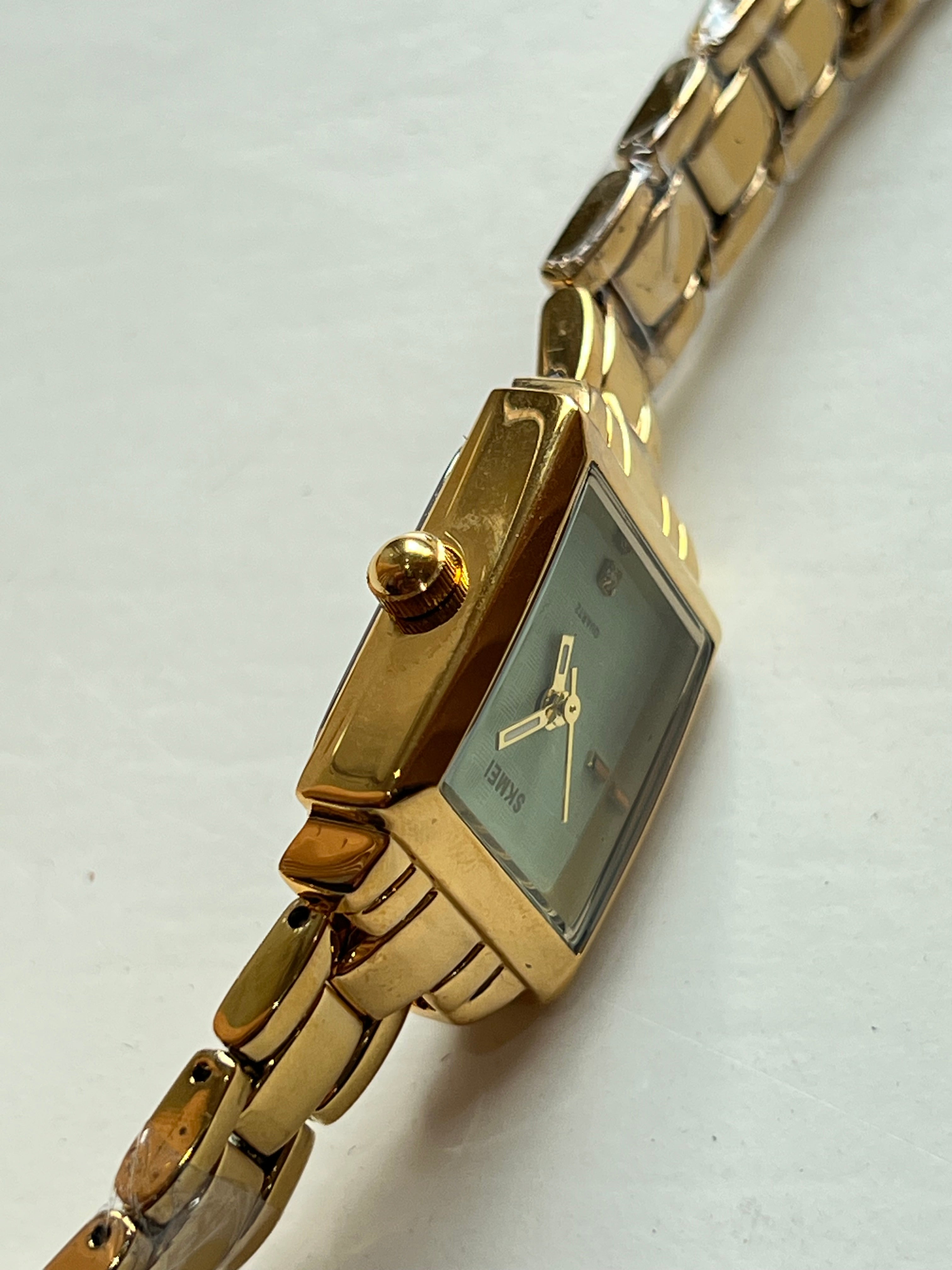 Vintage Style Square Watch