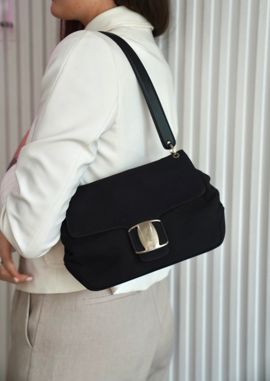 Vintage Vara Shoulder Bag