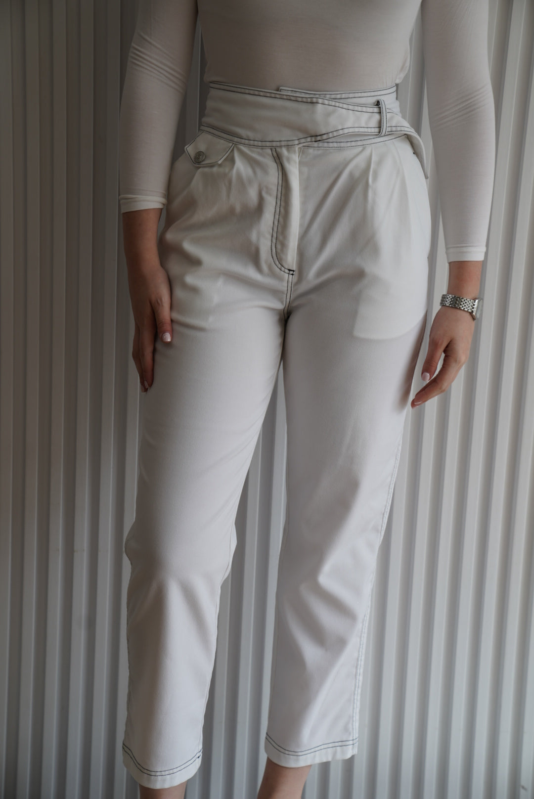 High Waist Belted Jeans