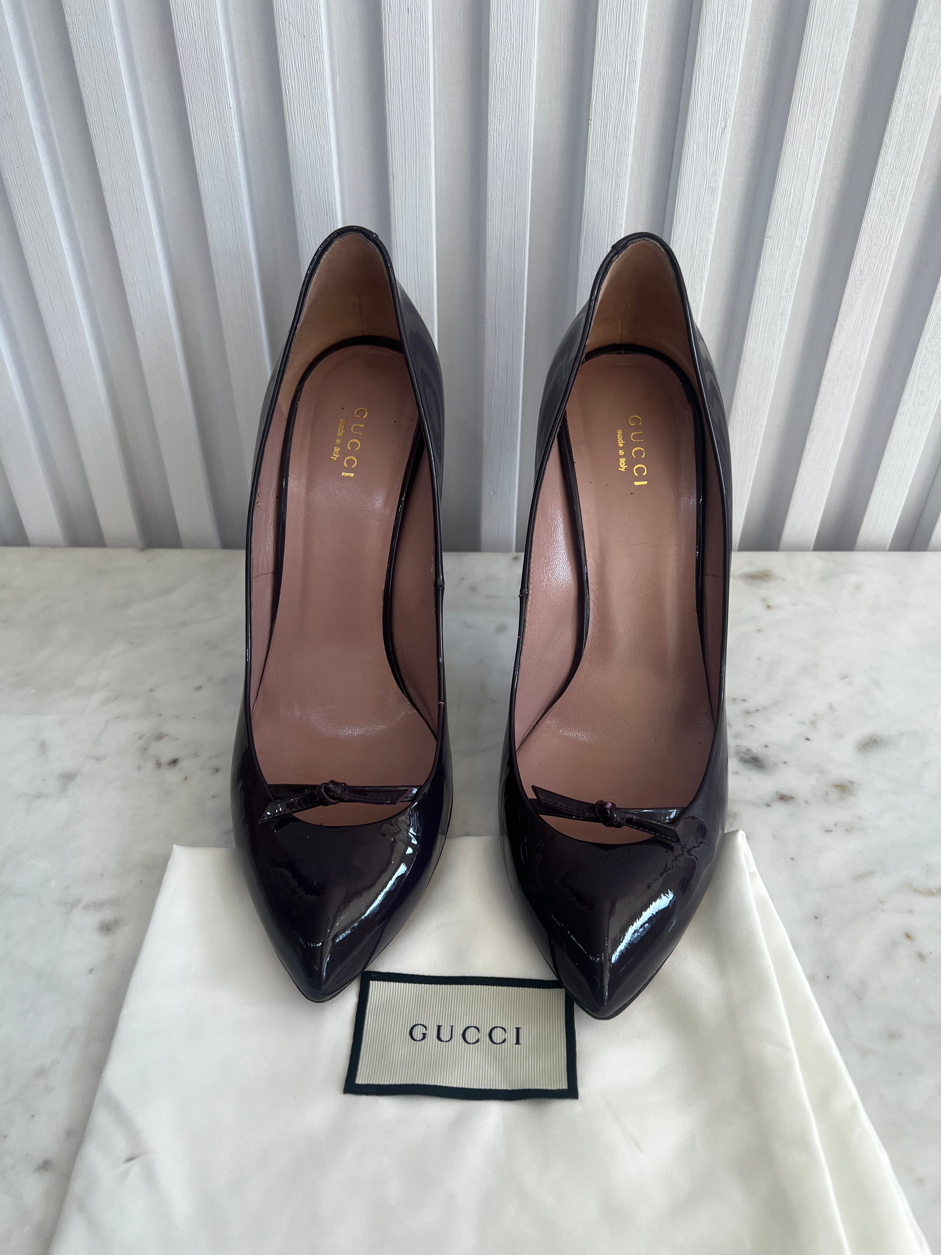 Bow Patent Pumps
