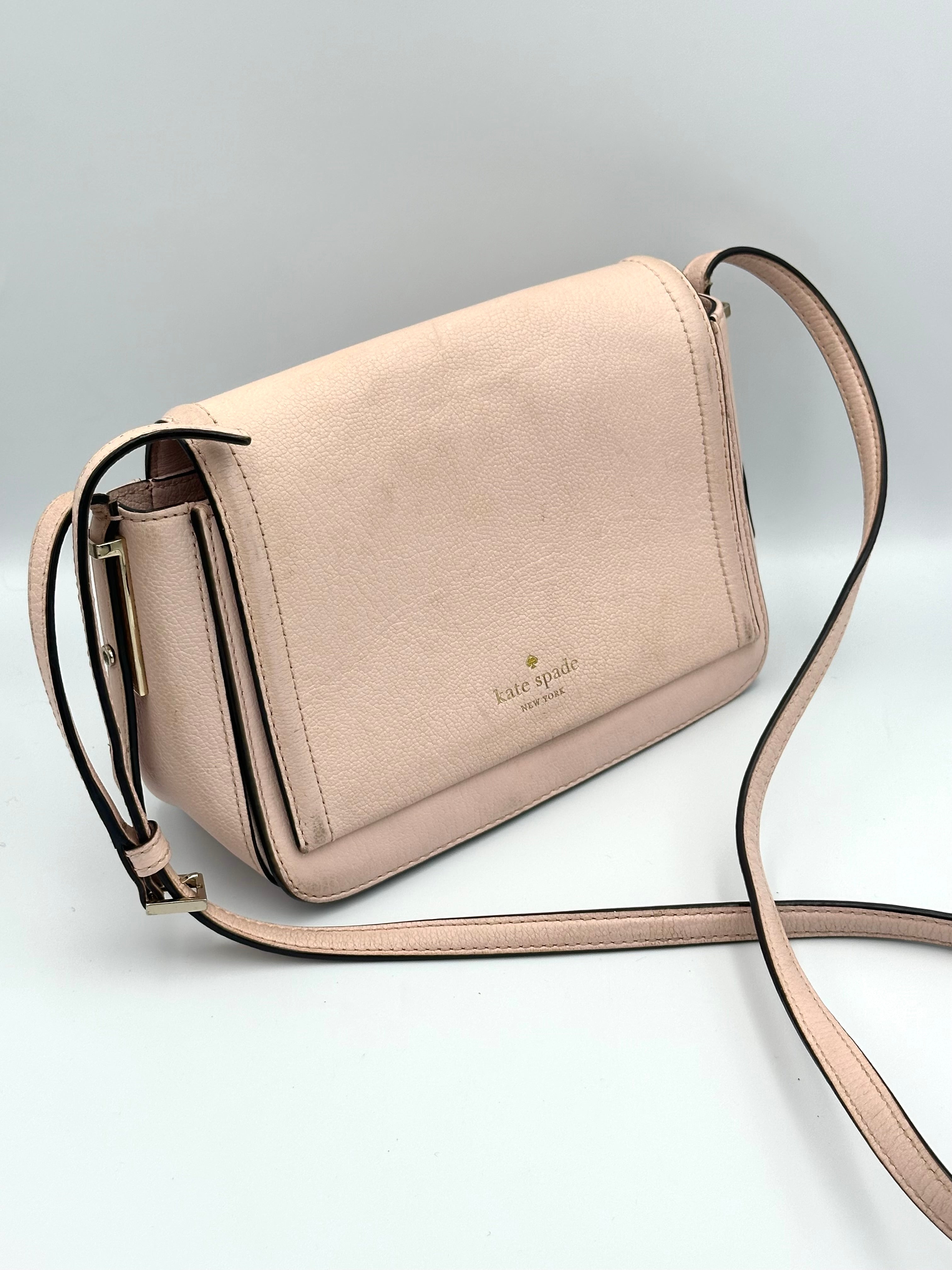 Vikki Small Crossbody Bag
