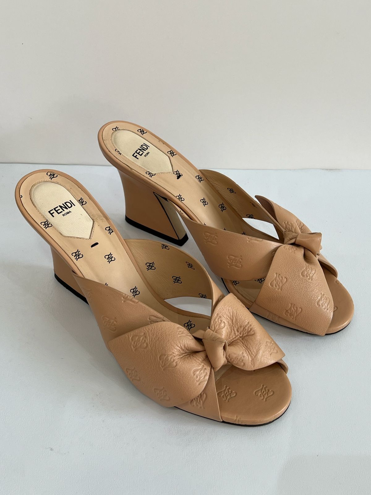 Bow FF Karligraphy Embossed Mules