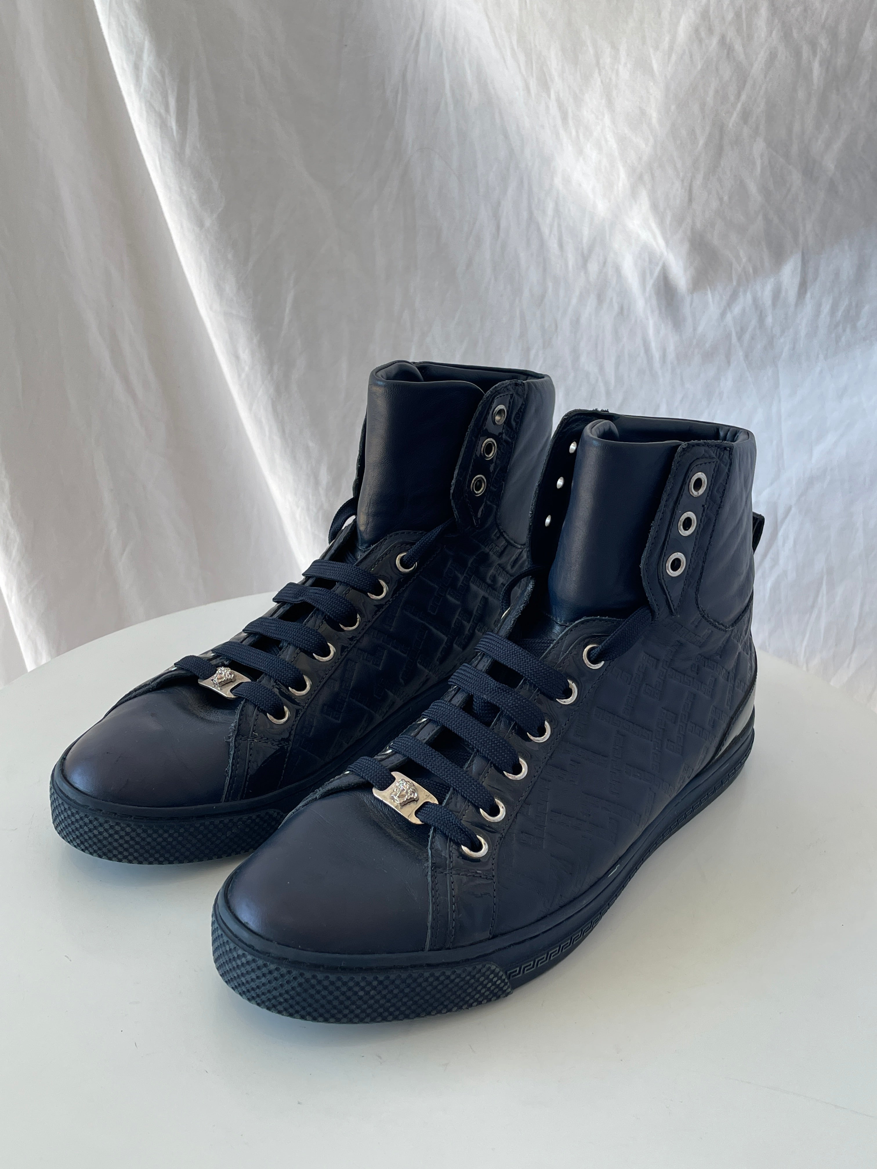 Men’s Hightop Sneakers