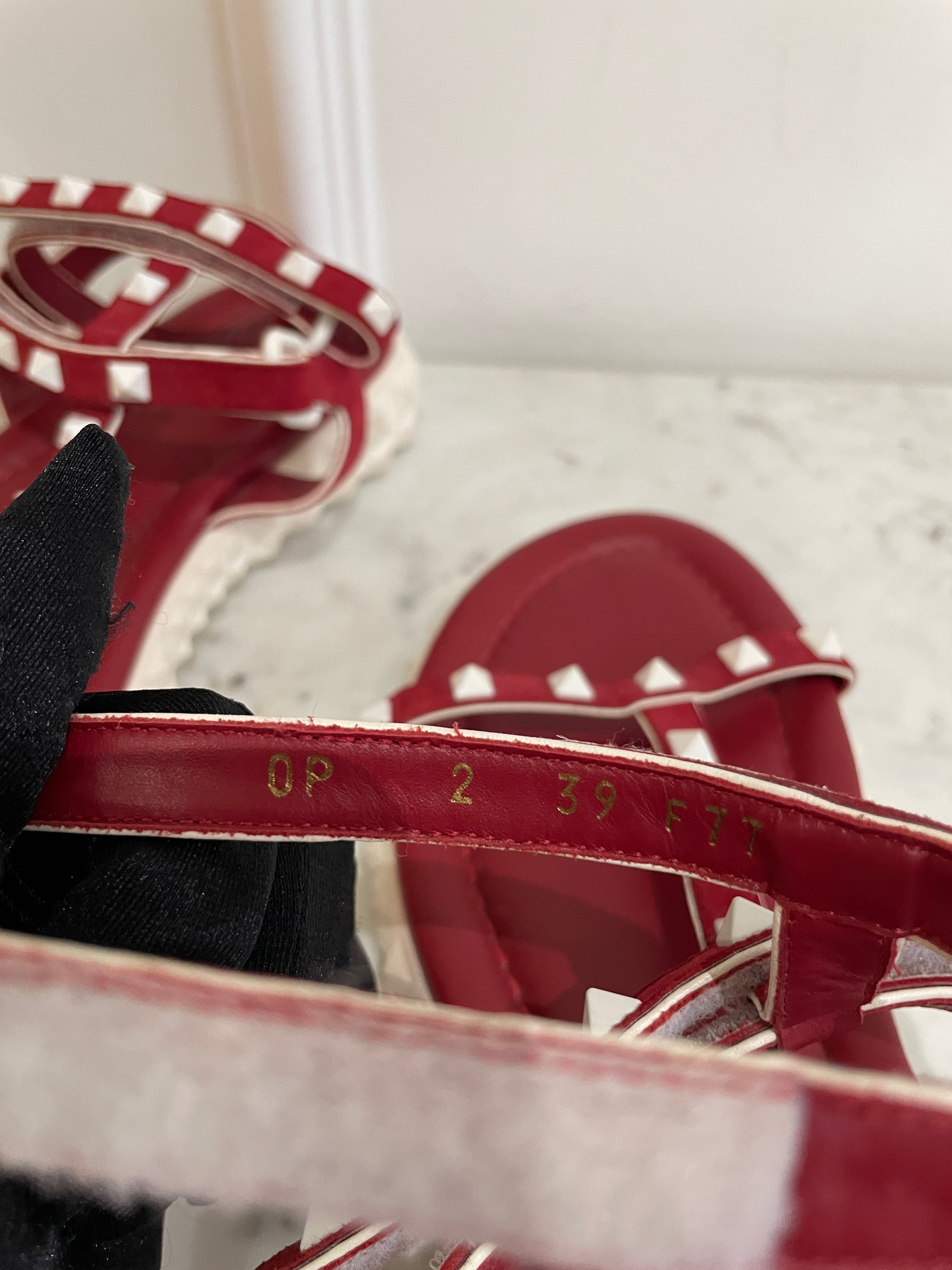 Rockstud T-strap Sandals